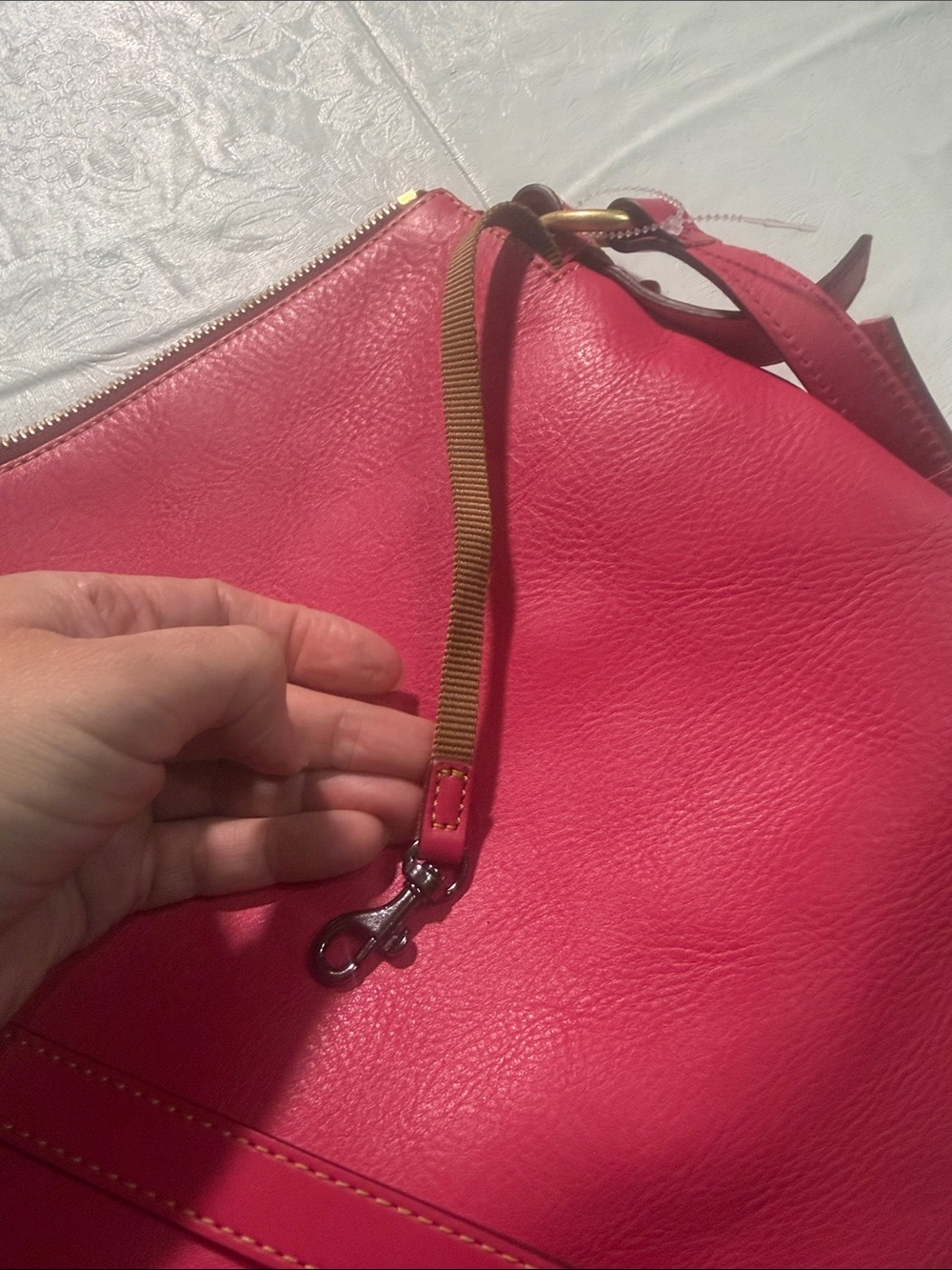 Dooney & Bourke beautiful bright pink shoulder bag - Picture 16 of 16